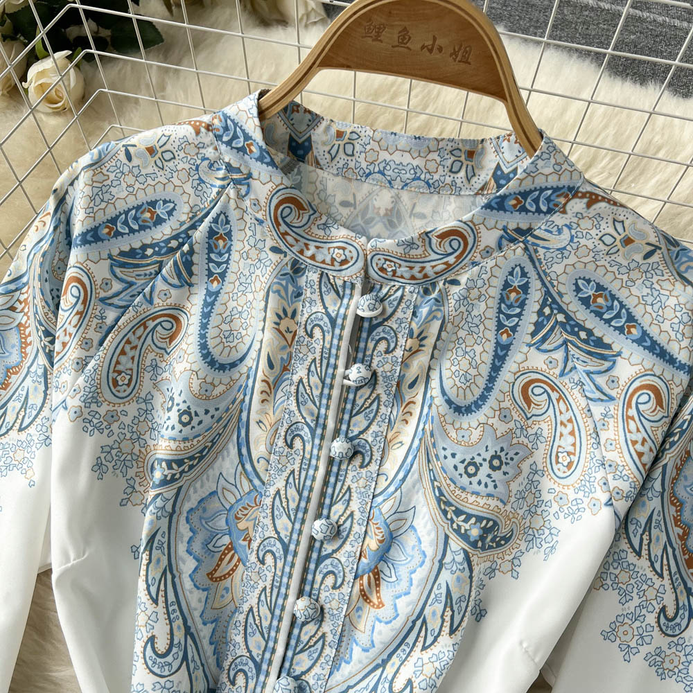 A-Linien-Kleid mit Blumenmuster und Taillengürtel