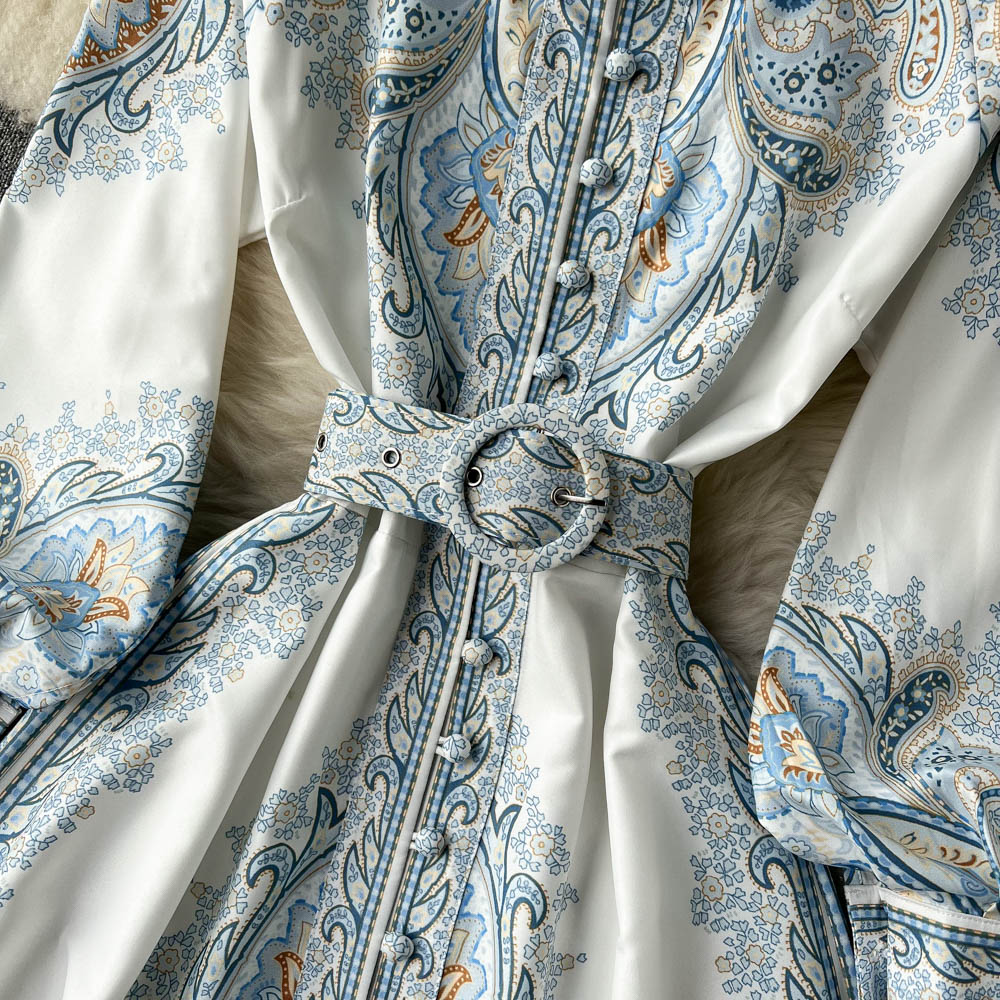 A-Linien-Kleid mit Blumenmuster und Taillengürtel