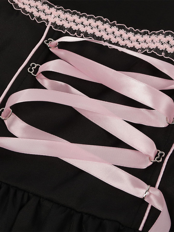 Blumiges Dirndl für Oktoberfest-Veranstaltungen