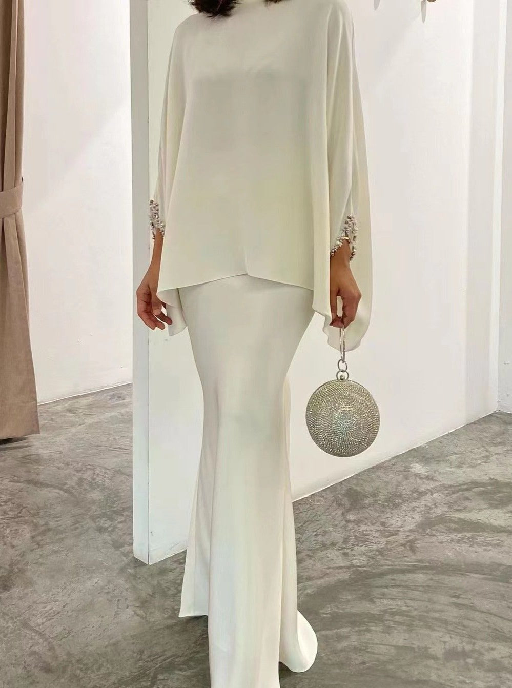 Asya - Perlenbesetztes Kleid-Set aus Amerika