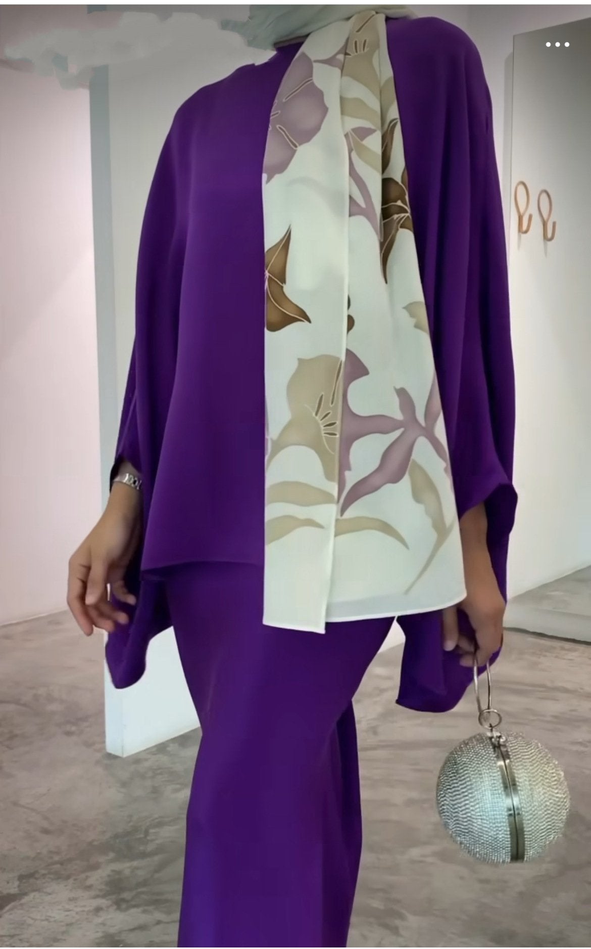 Asya - Perlenbesetztes Kleid-Set aus Amerika